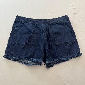 Stylish Navy Jean Shorts with Frayed Hem